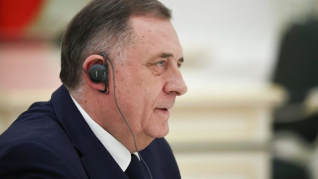 Интерпол отказа повторно издаването на червена бюлетина за Додик